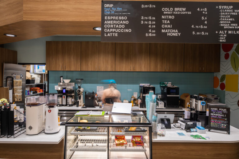 8TH AND ROAST – VANDERBILT