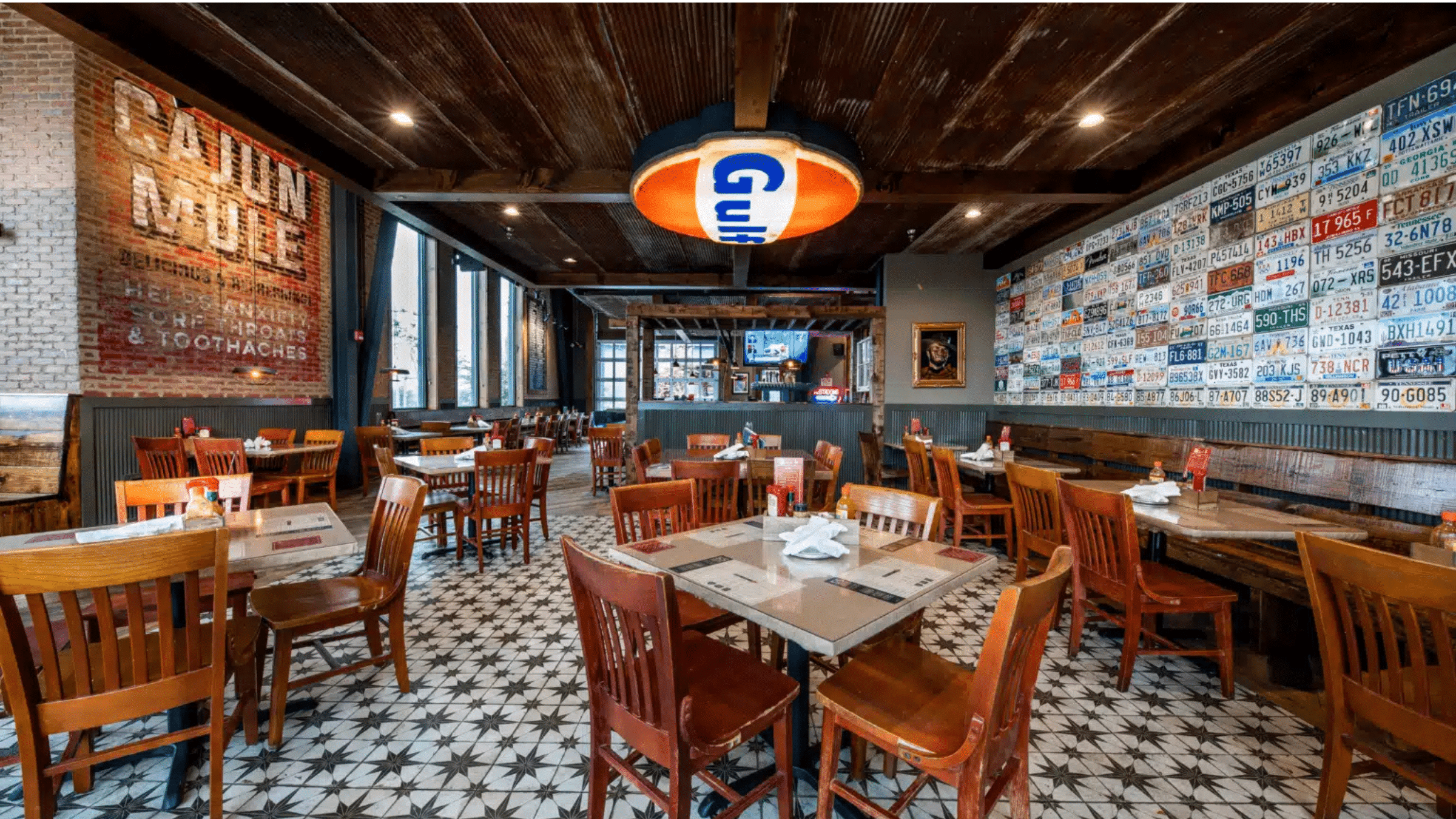 The Art of Blending Local Culture into Design 4 55 SOUTH SPRINGHILL