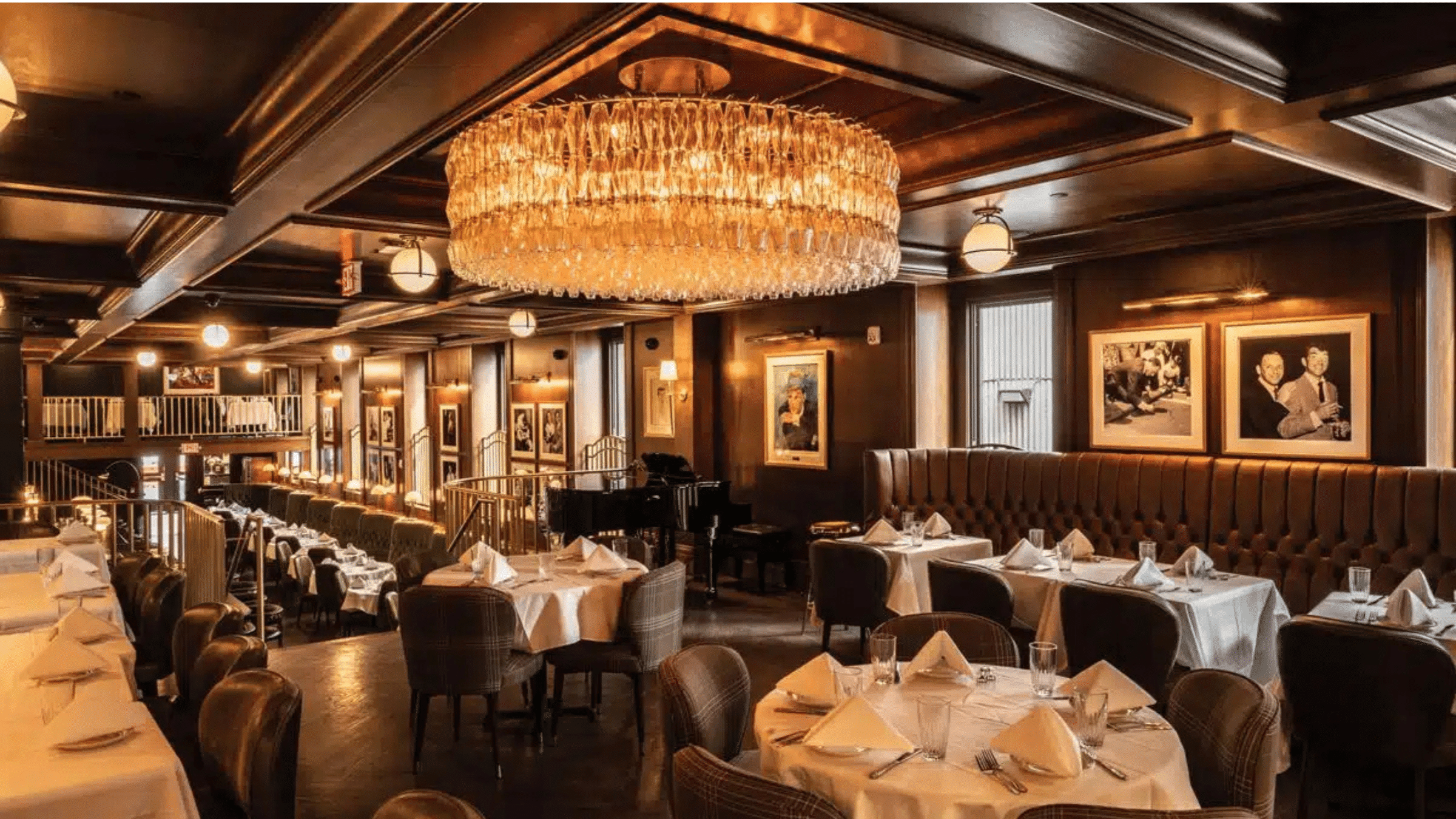 The Art of Blending Local Culture into Design 6 SINATRA’S BAR & LOUNGE